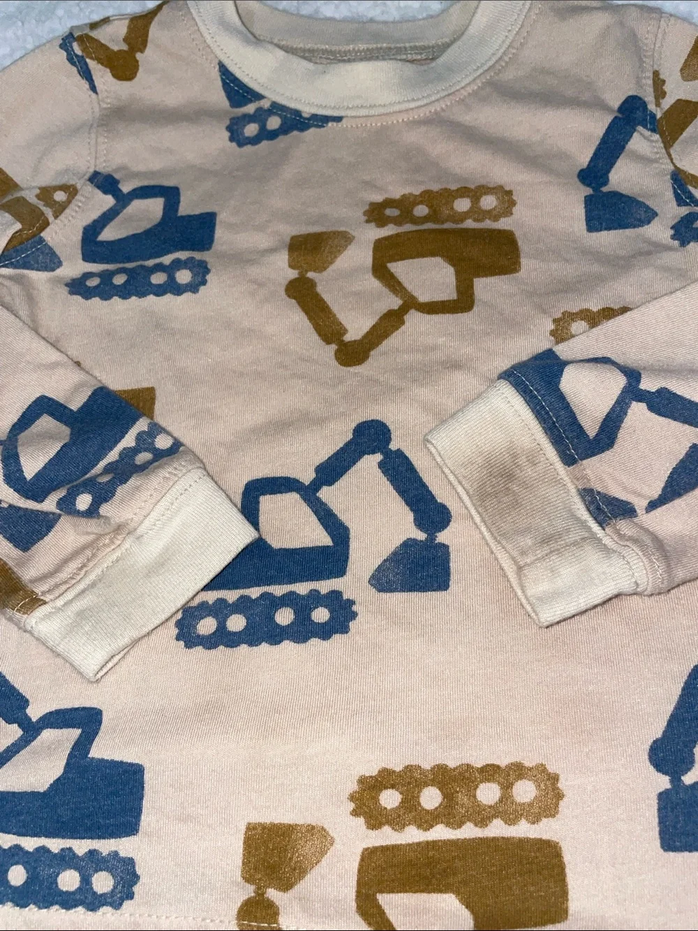 Carter’s Long Sleeve Tee